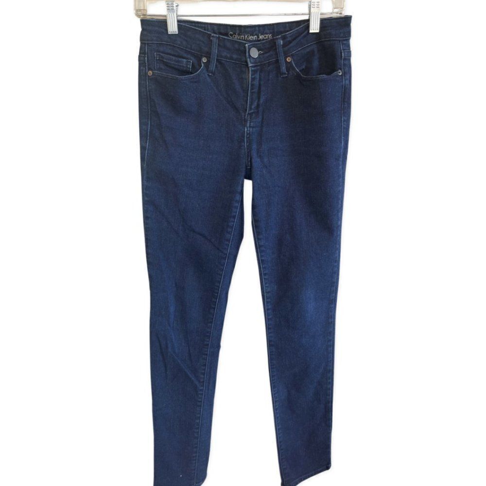 Calvin Klein Ultimate skinny jeans size 4 X 32, EUC